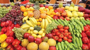 توازن أسعار الفاكهة يسيطر على الأسواق الأحد 30 نوفمبر 2025